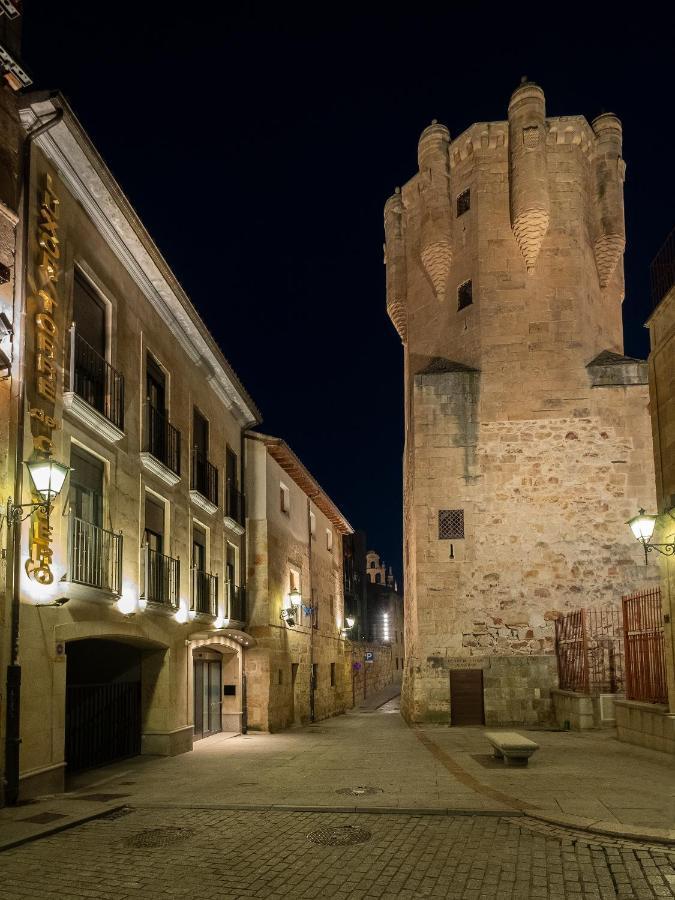 Luxor Torre Del Clavero Apartments Salamanca Dış mekan fotoğraf